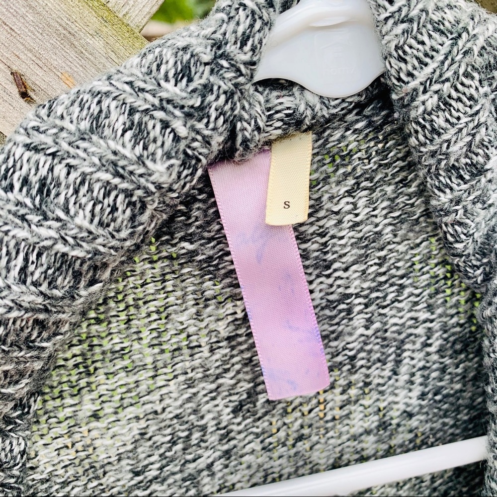 Francesca’s Sweater! - Picture 4 of 4